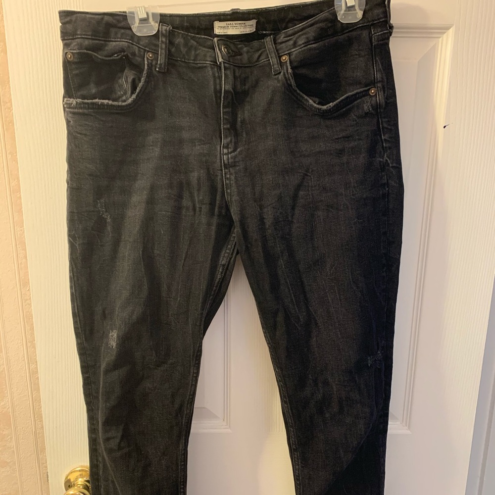Zara chewed hem black denim